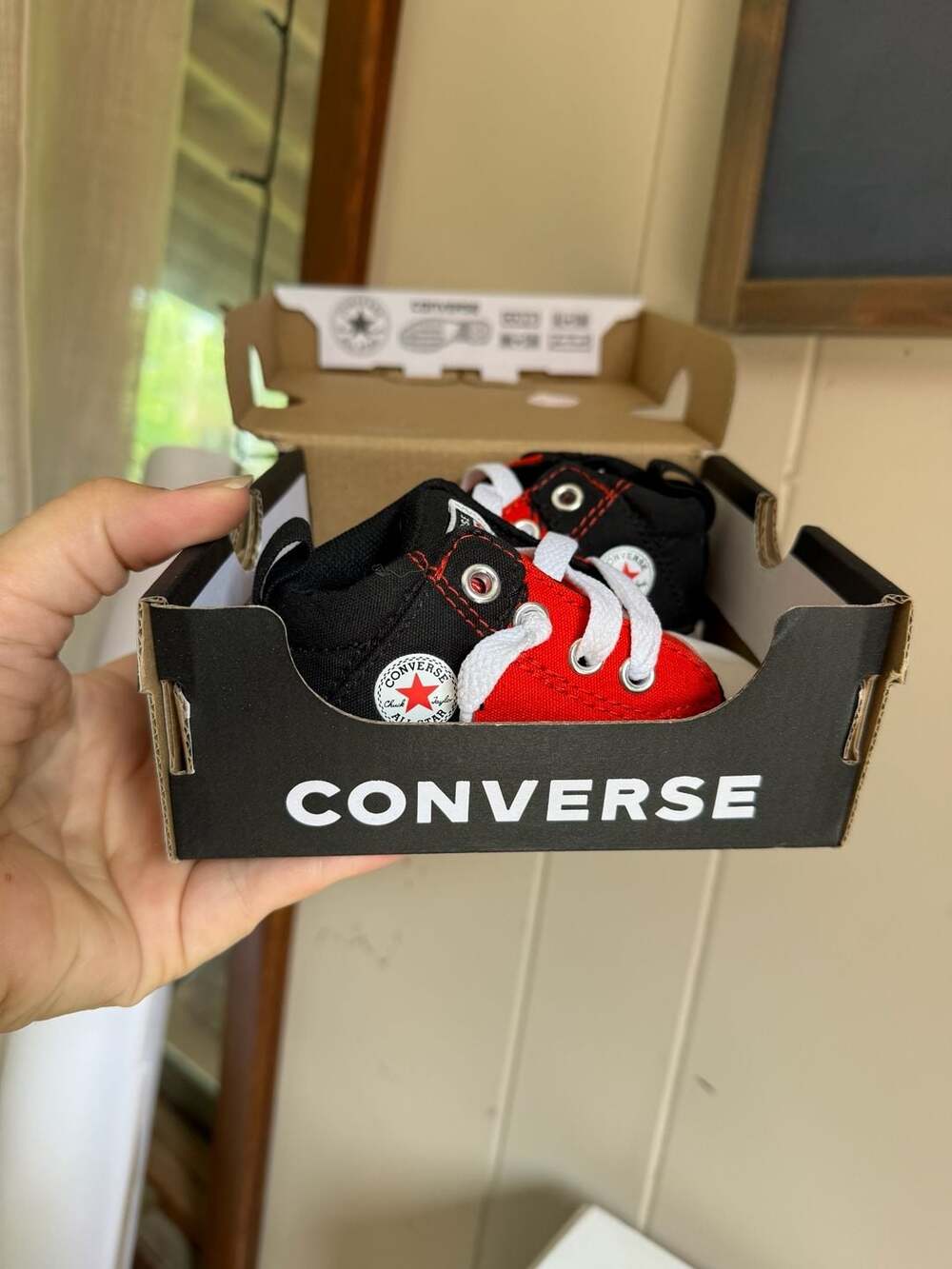 Converse CTAS Axel Mid Infant Sneakers Black/Red/White